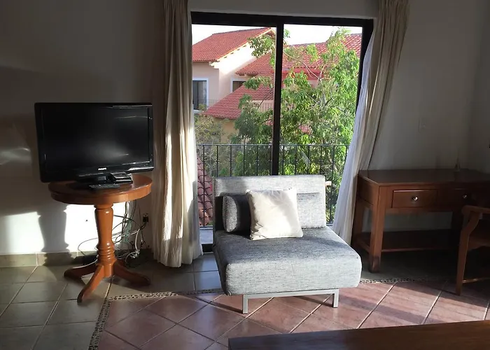Acomodação com café da manhã  Casa Camelia 2*